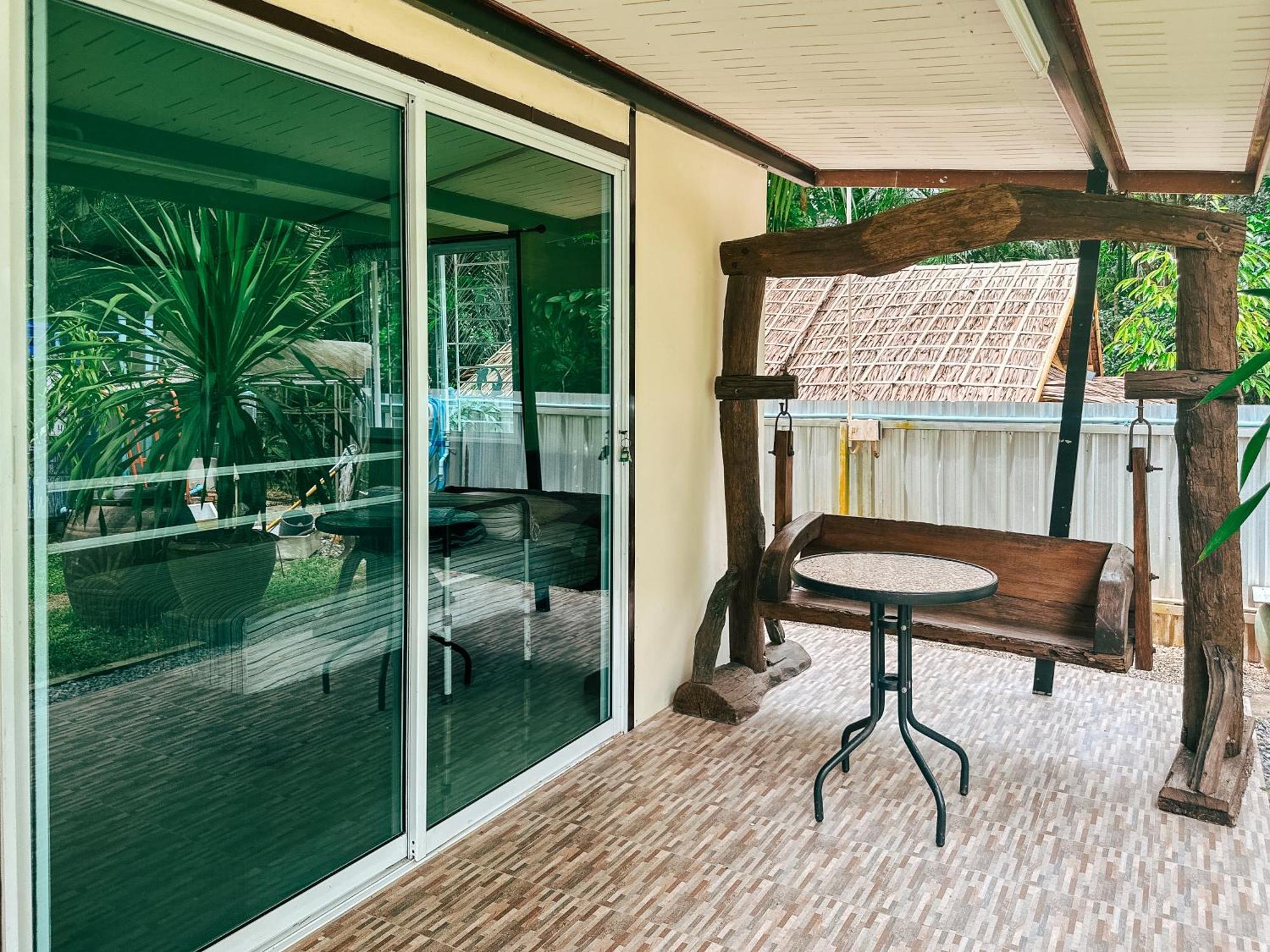 Baan Panmala - Ao Luek,